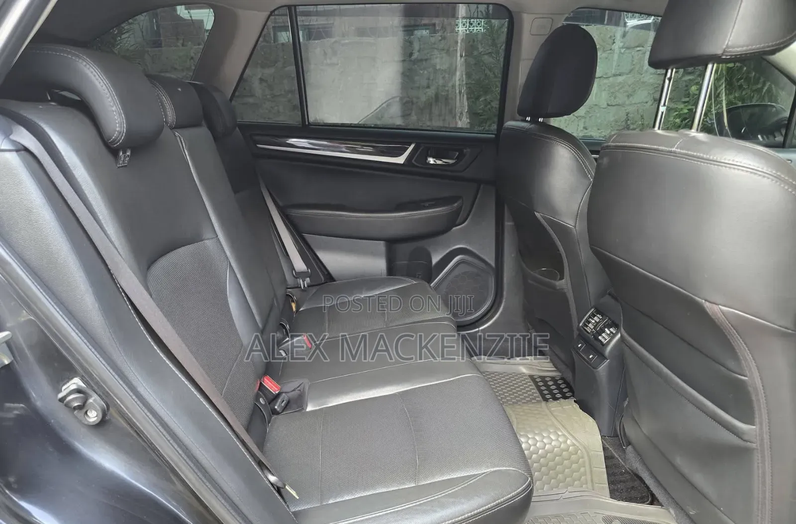 Subaru Outback 2017 Black