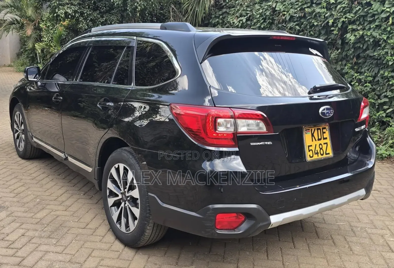 Subaru Outback 2017 Black