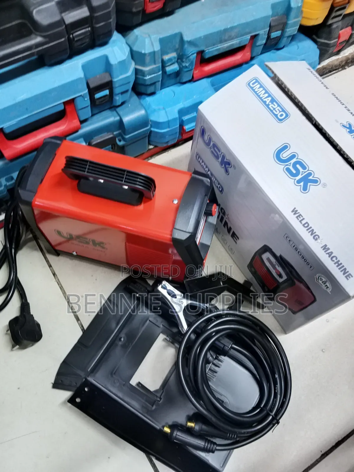 USK UMMA 250 Welding Machine