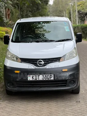 Nissan NV200 2017 White