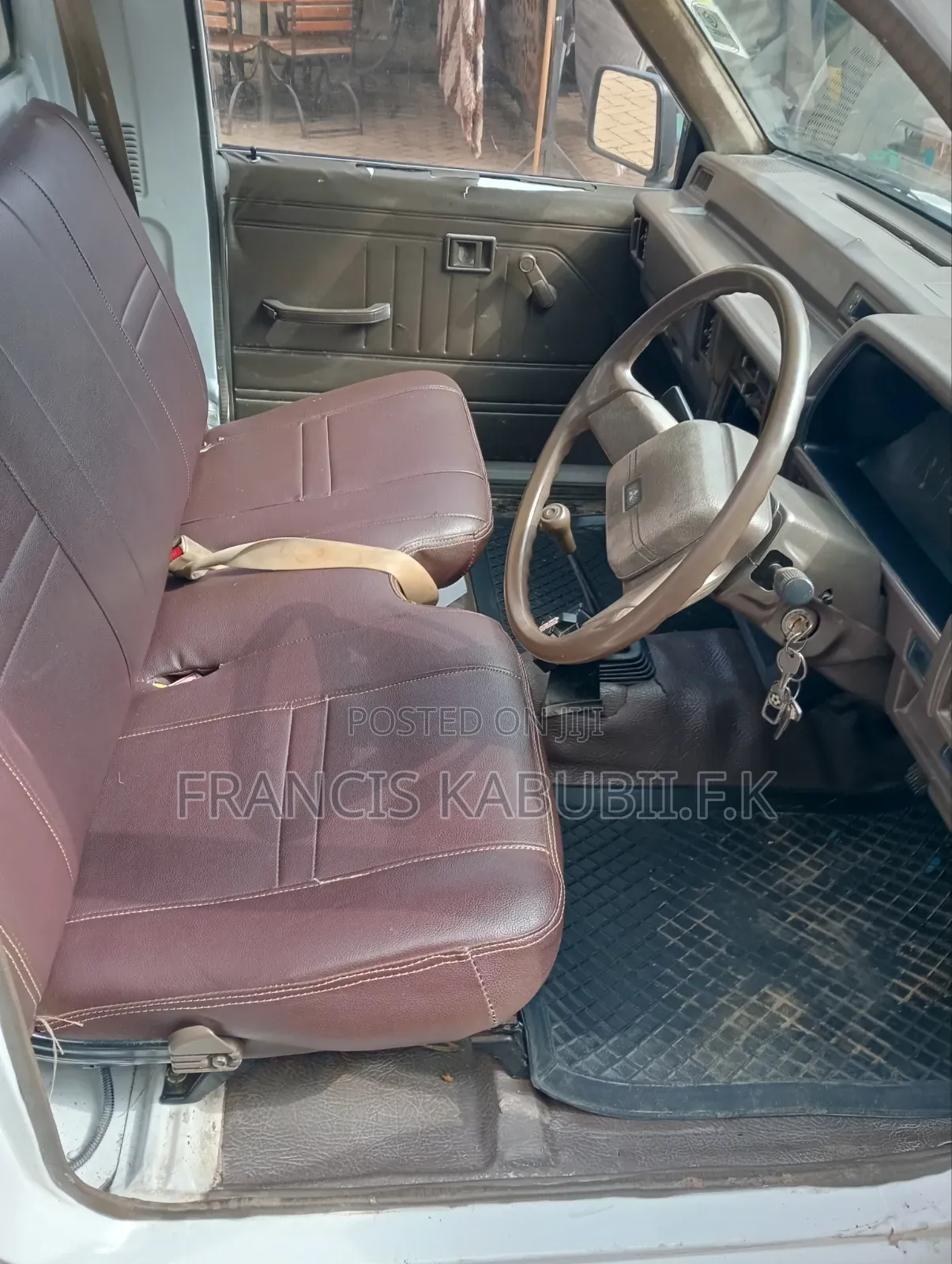 Mitsubishi L200 1966 Black
