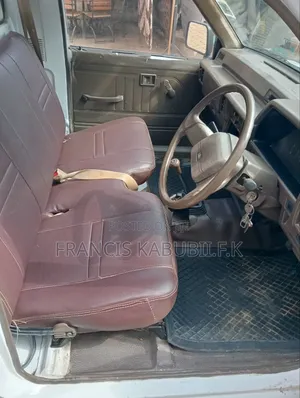 Mitsubishi L200 1966 Black
