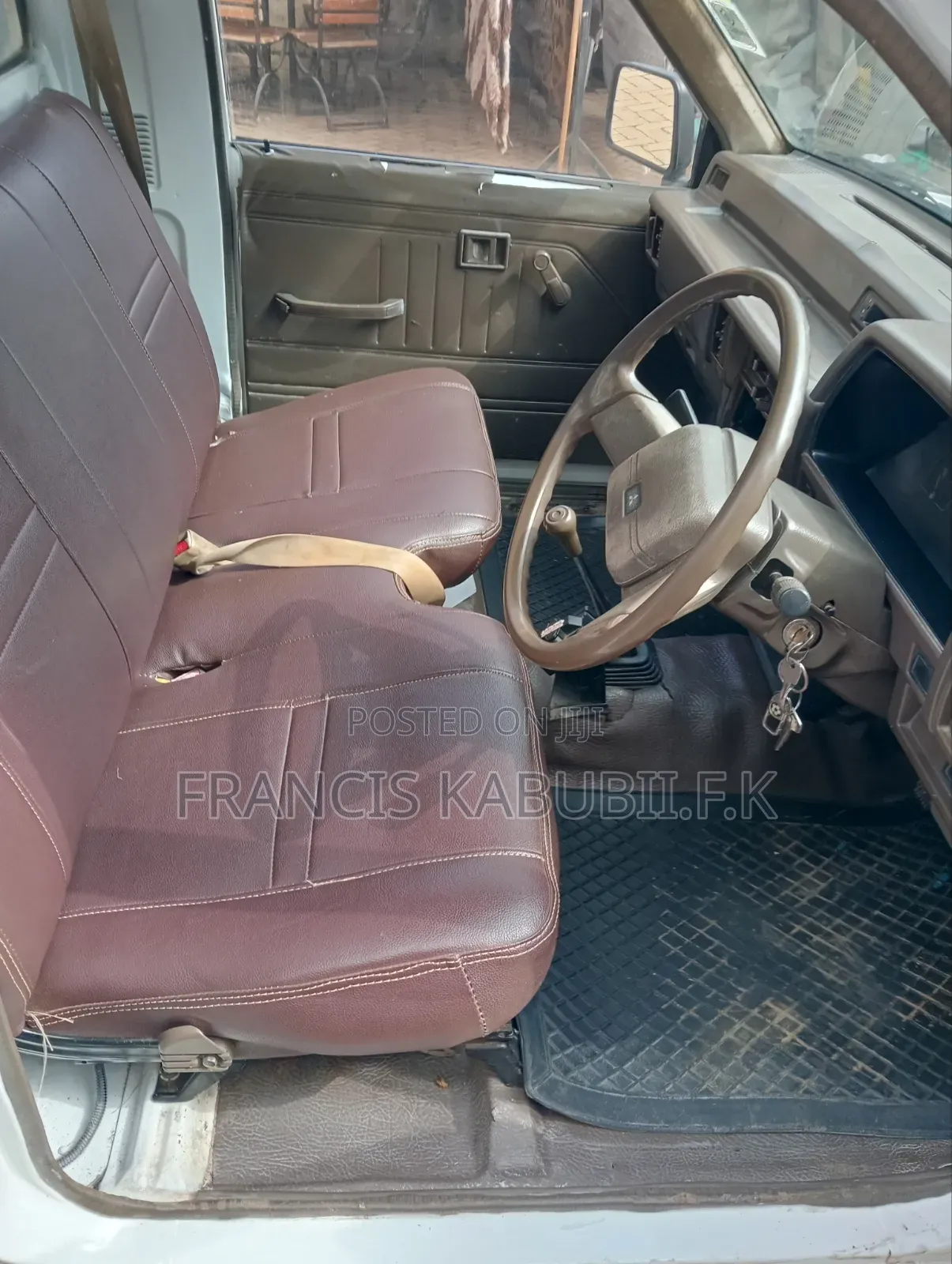 Mitsubishi L200 1966 Black