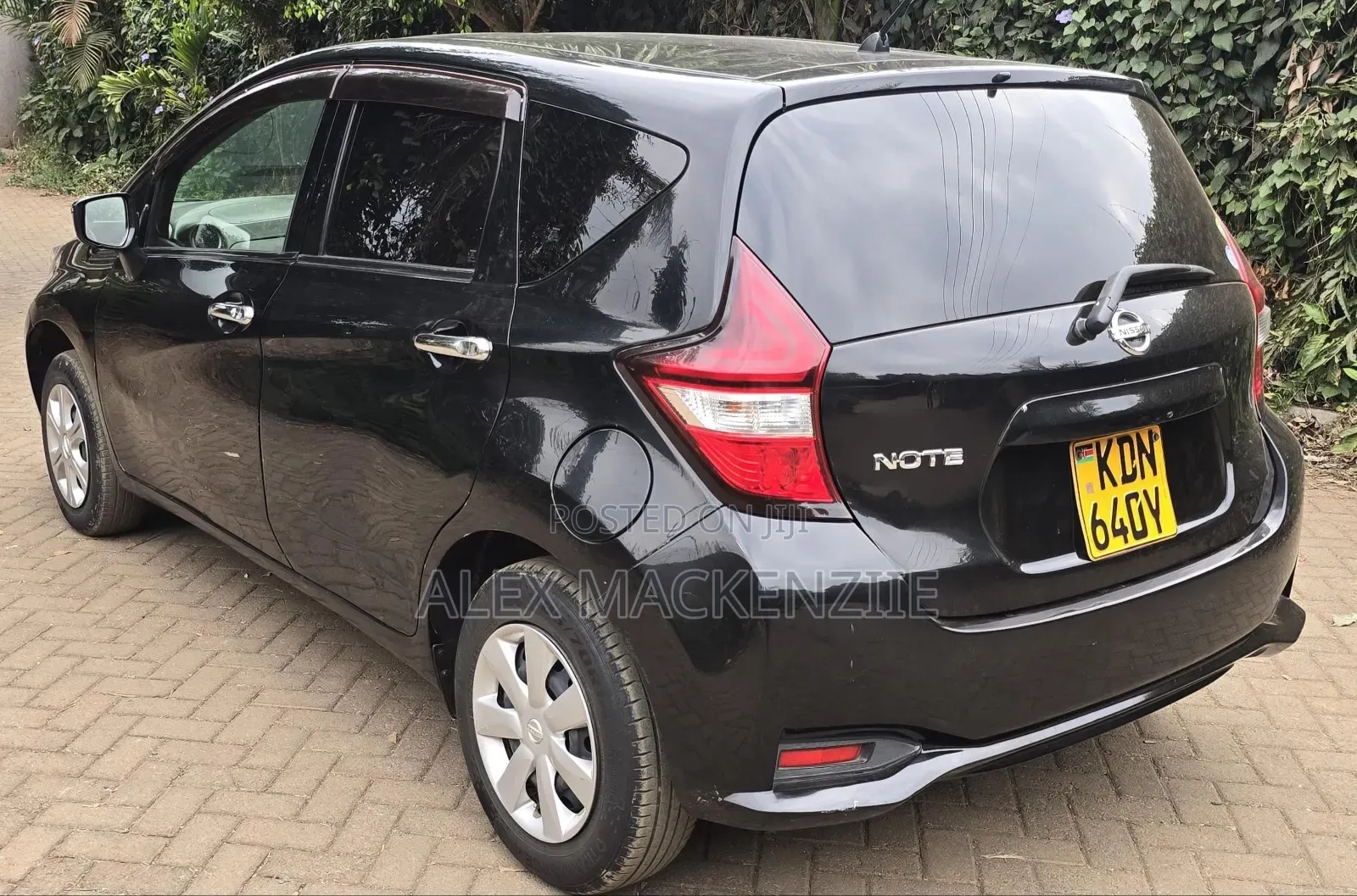 Nissan Note 2017 Black