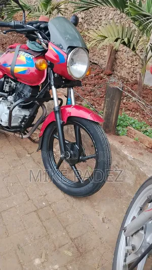 Bajaj Boxer 150 UG 2023 Red