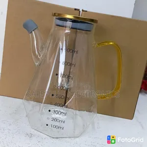900ml Clear Glass Cooking Oil Jar With Leak-Proof Lid