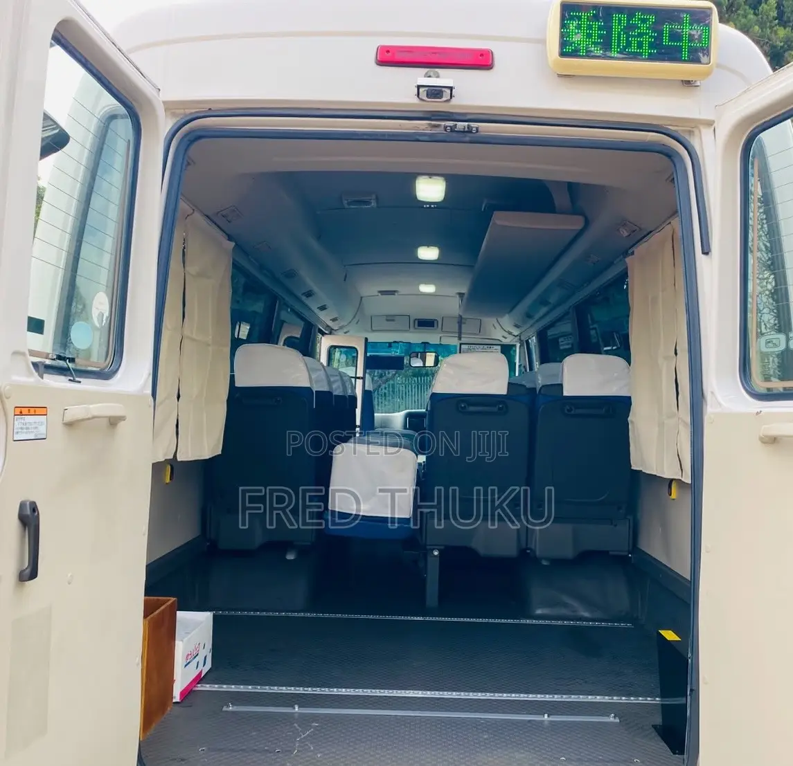 Mitsubishi Fuso Rosa 2019 White