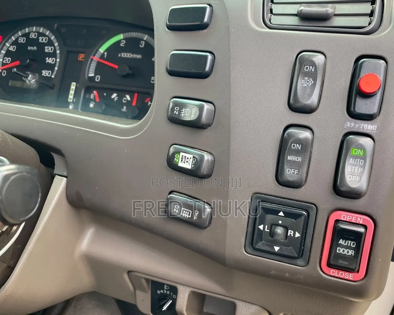 Mitsubishi Fuso Rosa 2019 White