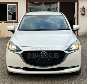 Mazda 2 2020 White
