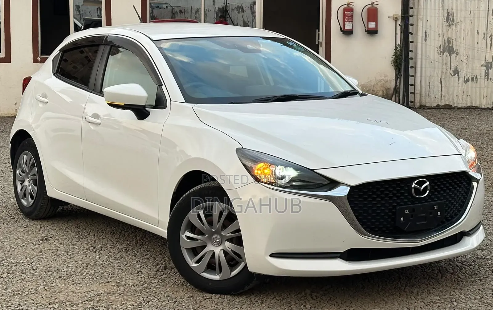 Mazda 2 2020 White