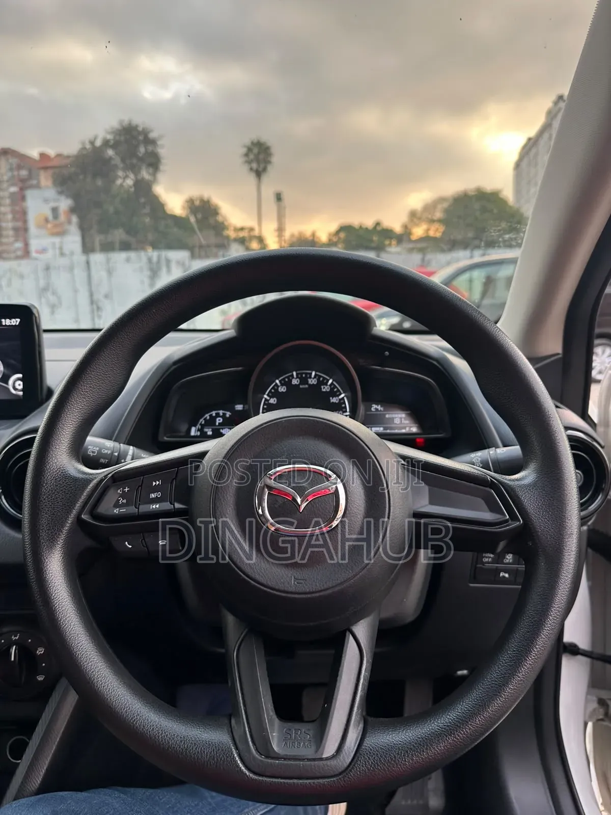 Mazda 2 2020 White