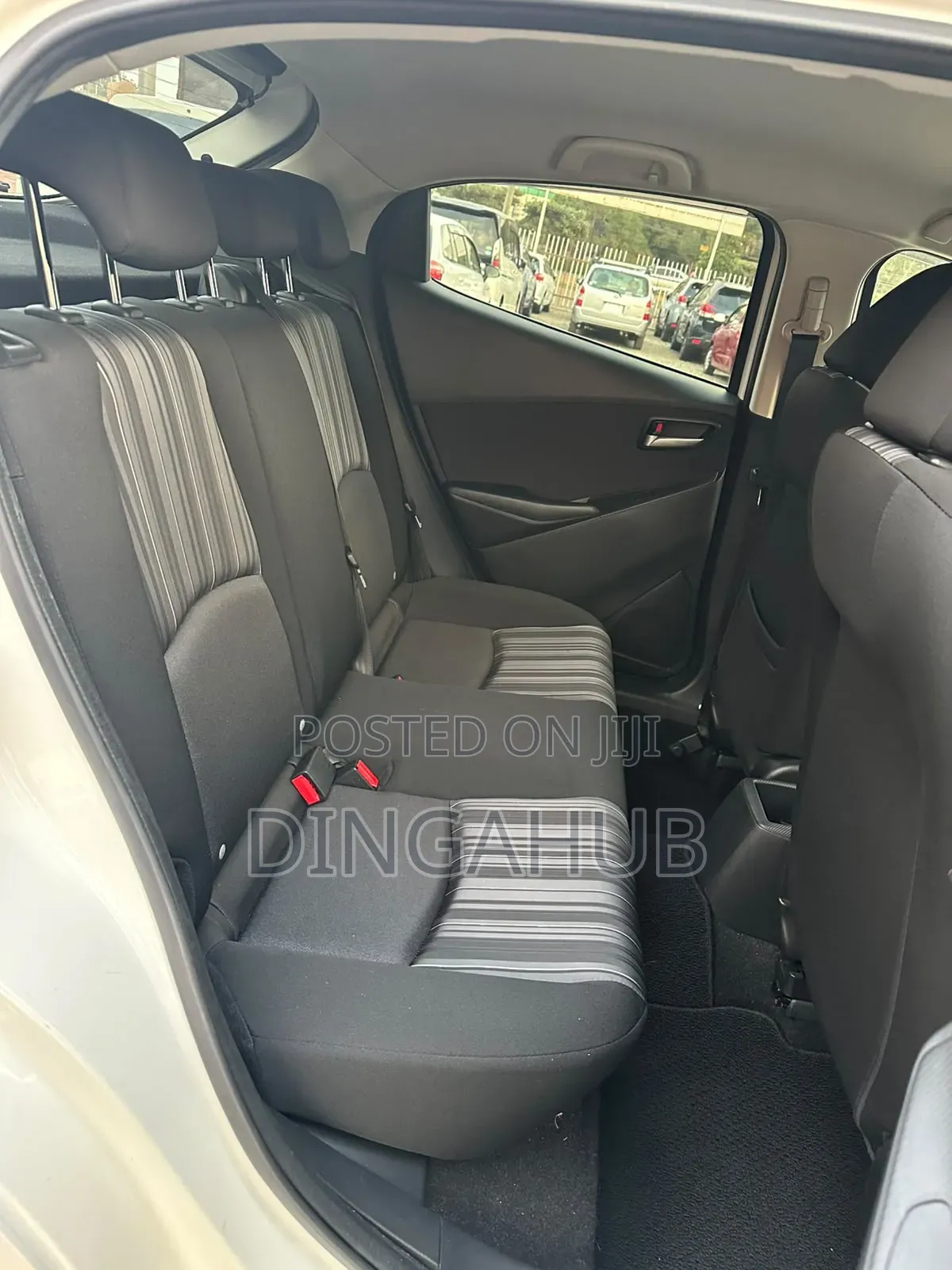 Mazda 2 2020 White