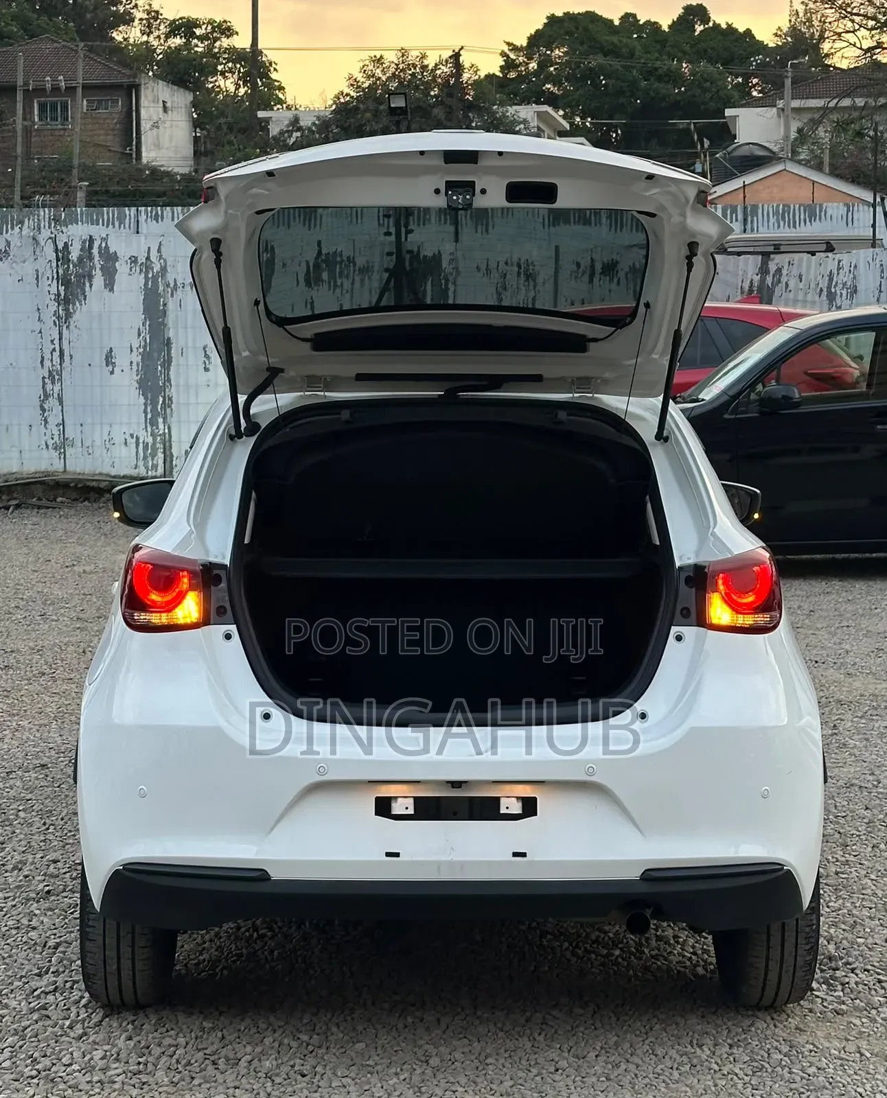 Mazda 2 2020 White