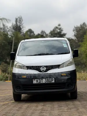 Nissan NV200 2018 White