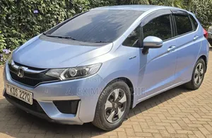 Honda Fit 2017 Silver