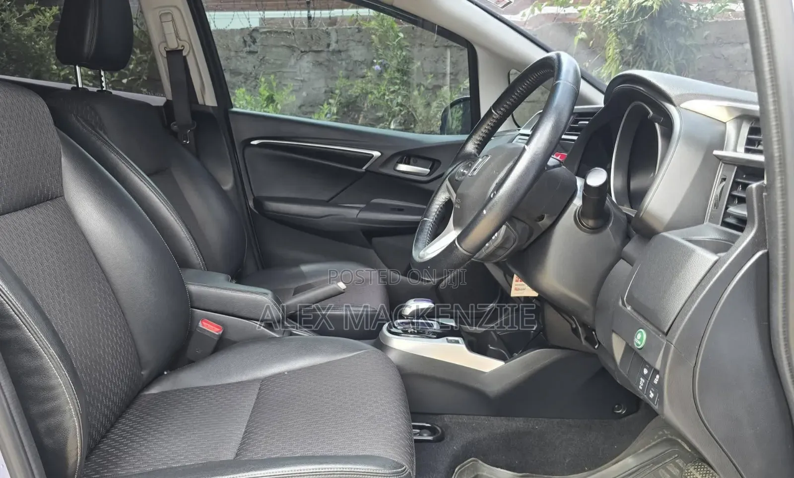 Honda Fit 2017 Silver