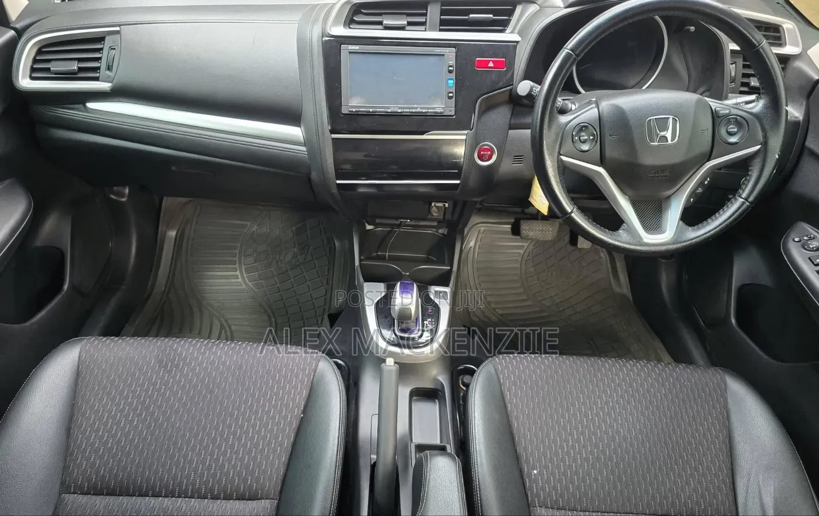 Honda Fit 2017 Silver