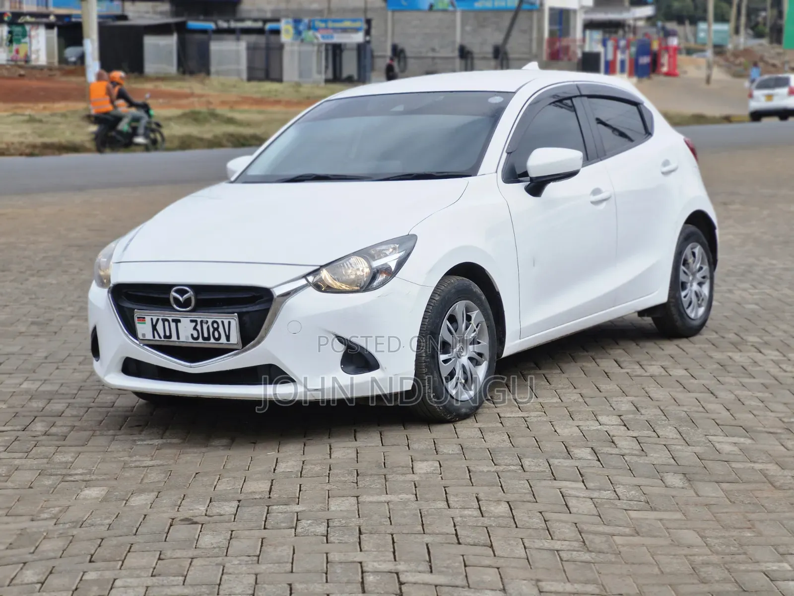 Mazda Demio 2018 White