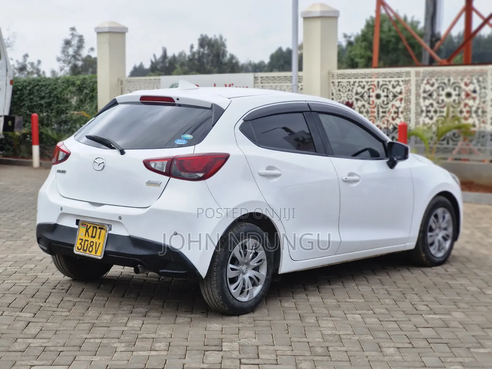 Mazda Demio 2018 White
