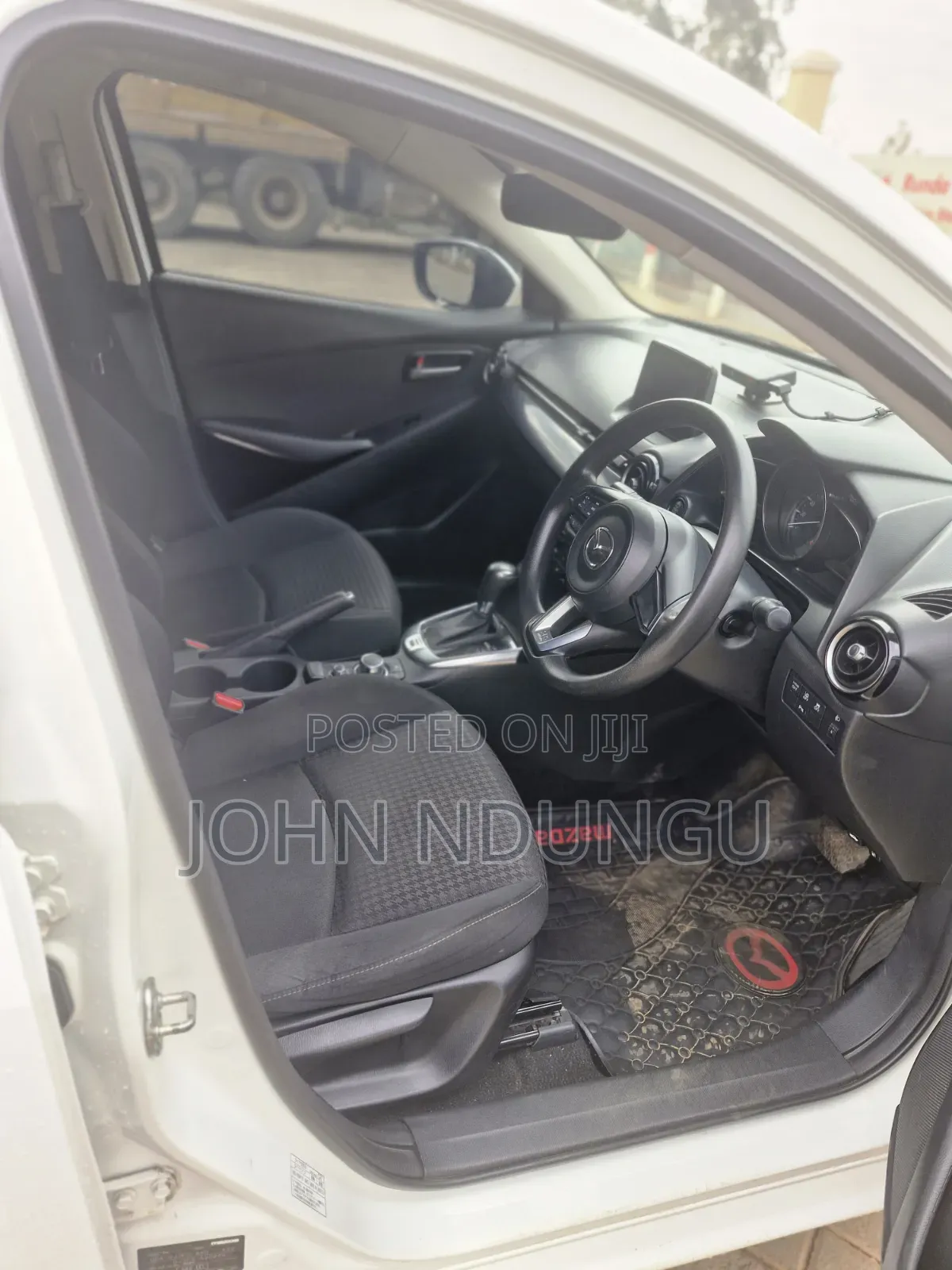 Mazda Demio 2018 White