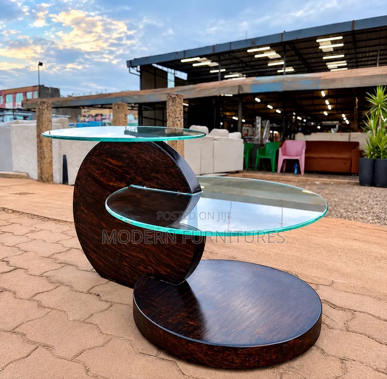 Aristocrat Coffee Table/Coffee Table