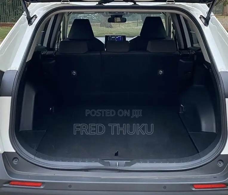 Toyota RAV4 2020 White