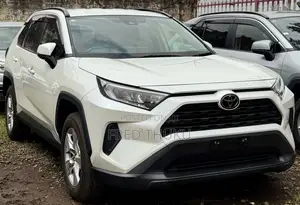 Toyota RAV4 2020 White