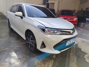 Toyota Corolla Fielder 2018 White