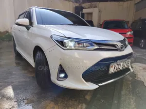 Toyota Corolla Fielder 2018 White