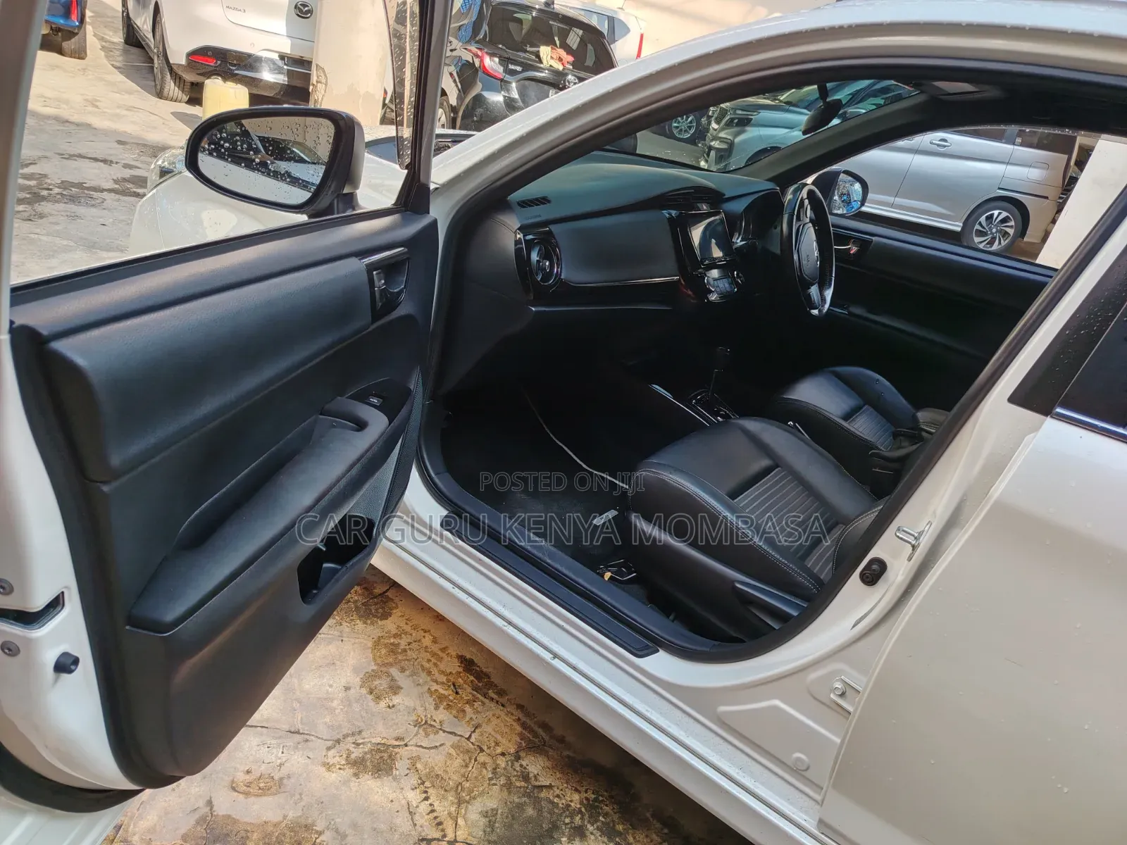 Toyota Corolla Fielder 2018 White