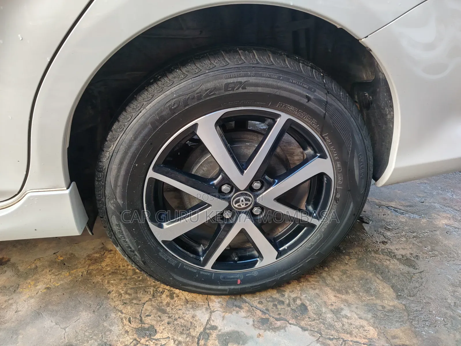 Toyota Corolla Fielder 2018 White