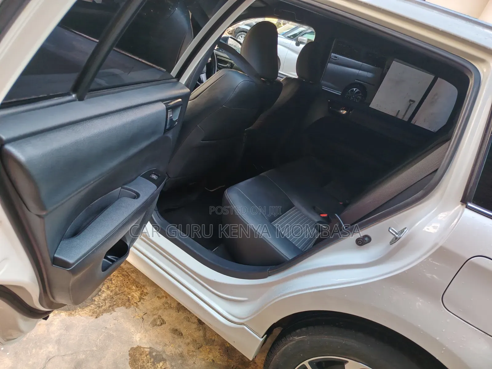 Toyota Corolla Fielder 2018 White