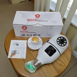Retail Prices Waterproof PTZ Rotating Dual Lens Wifi Bulb Cameras