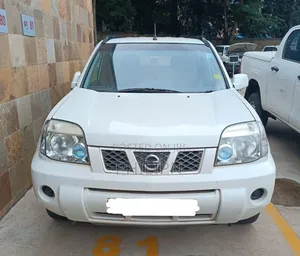Nissan X-Trail 2.0 Diesel 2010 Pearl