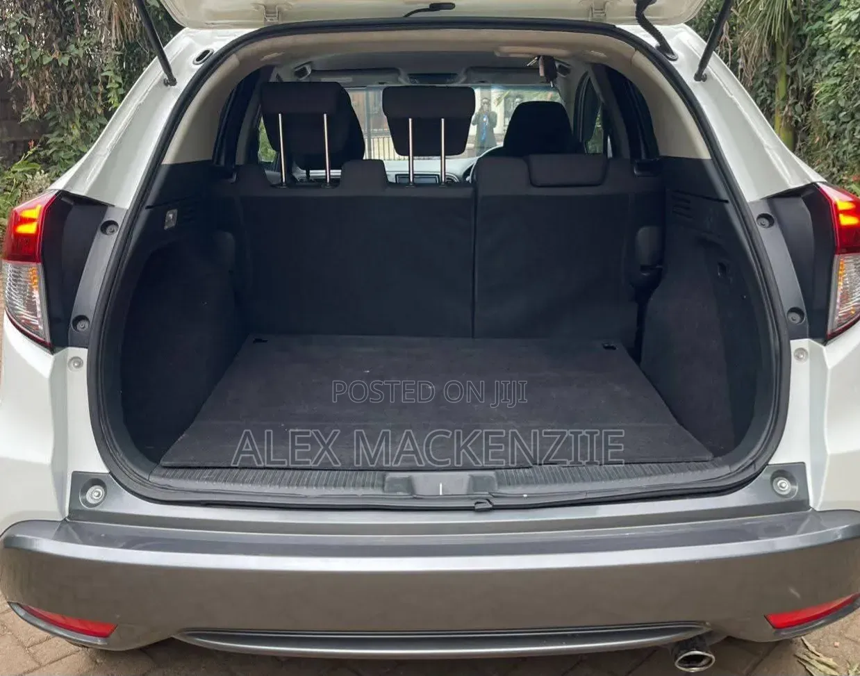 Honda Vezel 2019 White