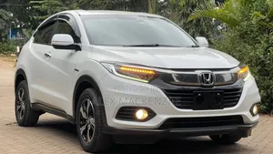 Honda Vezel 2019 White