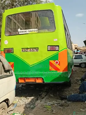 Isuzu NQR Bus Matatu