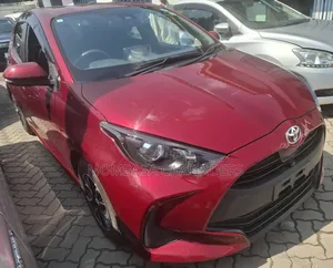 Toyota Yaris 2020 Maroon