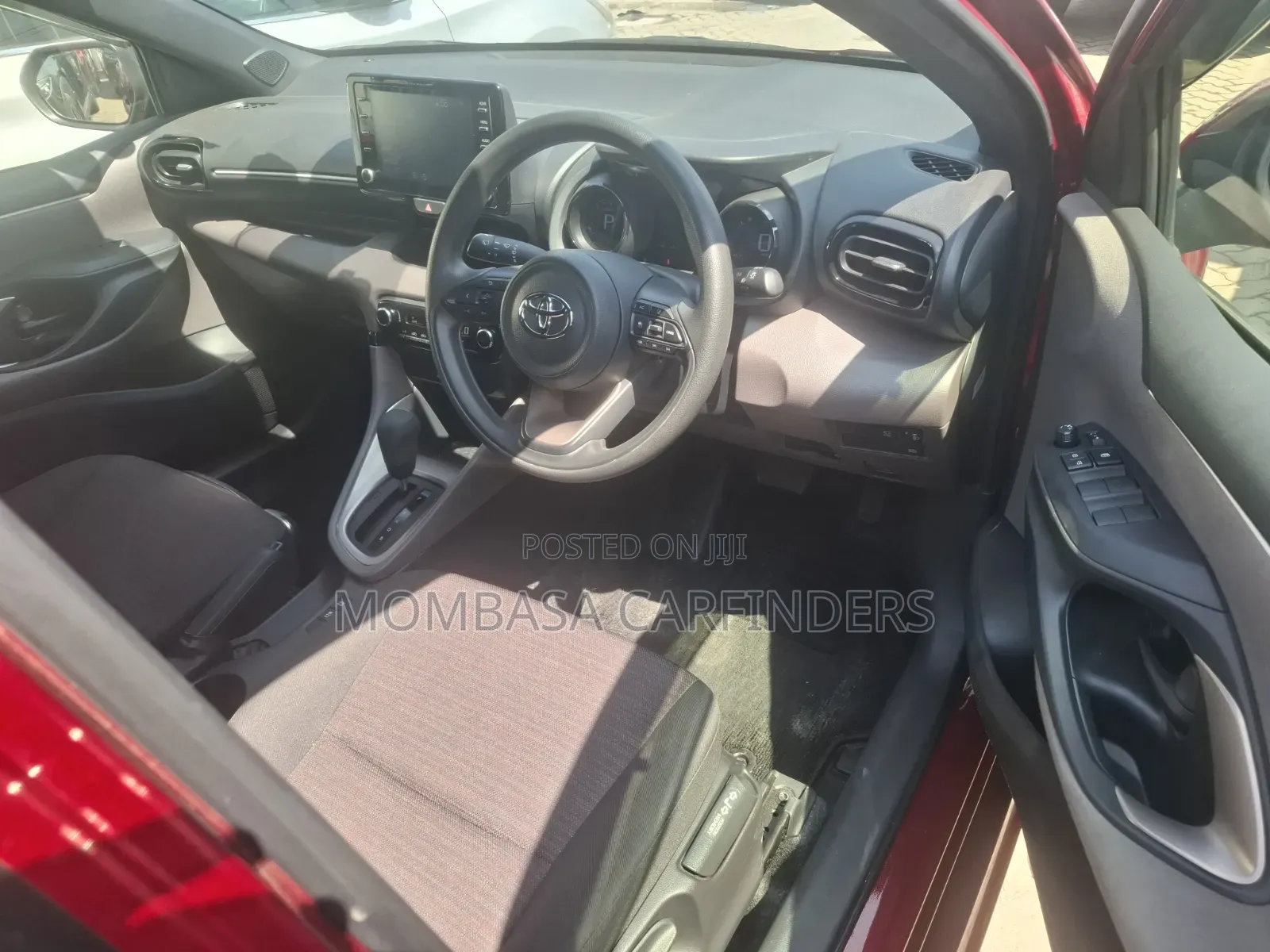 Toyota Yaris 2020 Maroon