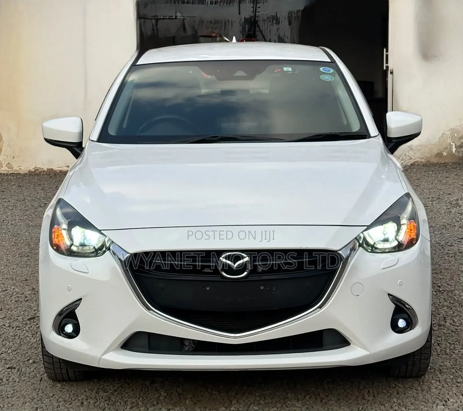 Mazda Demio 2019 White