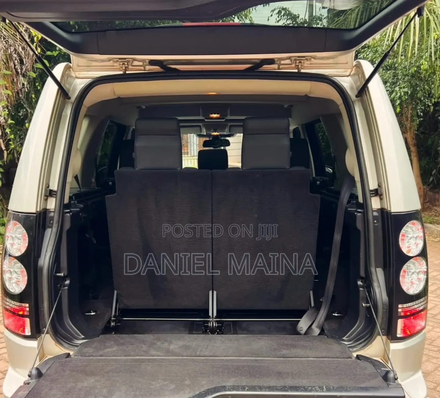 Land Rover Discovery 2015 Silver