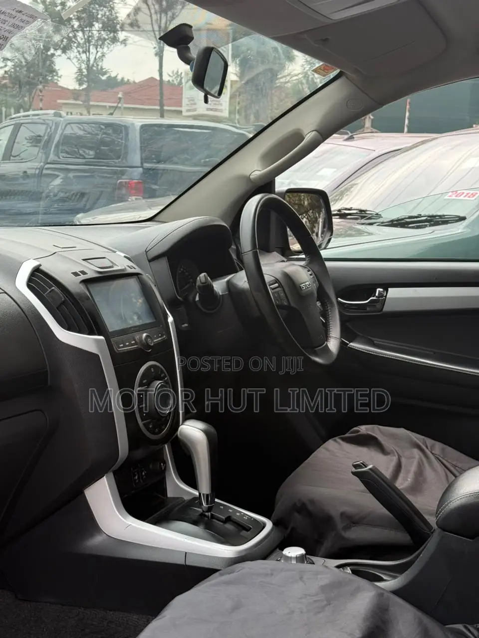 Isuzu D-MAX 2018 Gray