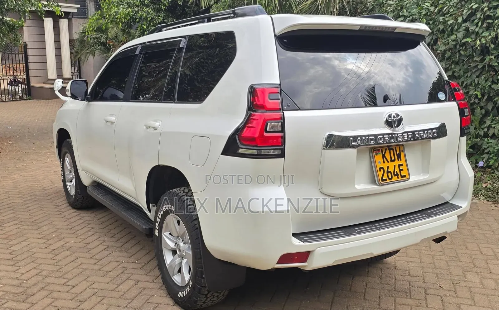 Toyota Land Cruiser Prado 2018 White