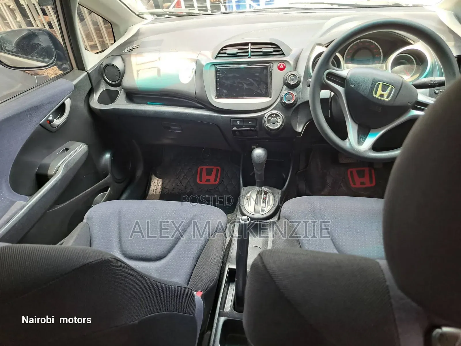 Honda Fit 2010 Silver