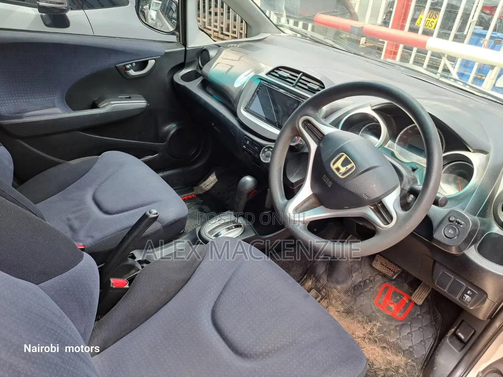 Honda Fit 2010 Silver