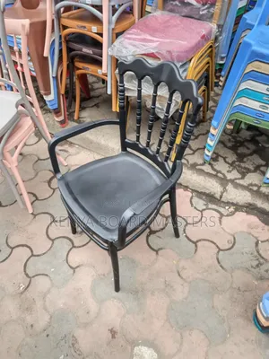 Plastic Chairs, Unique Plastic Chairs for Homes