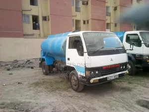 Mitsubishi Fuso Canter 1989 Blue