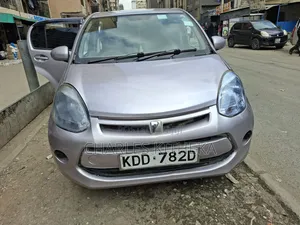 Toyota Passo 2014 Purple