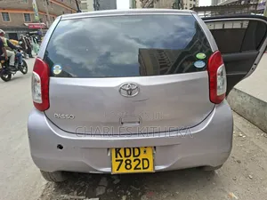 Toyota Passo 2014 Purple