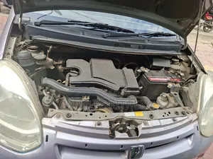Toyota Passo 2016 Purple